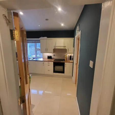 Ideally Located Country Limerick