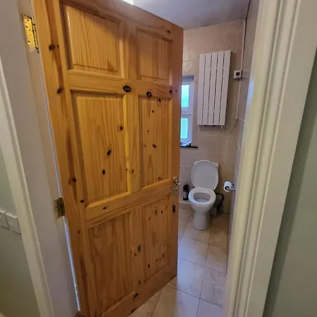 Ideally Located Country Holiday home