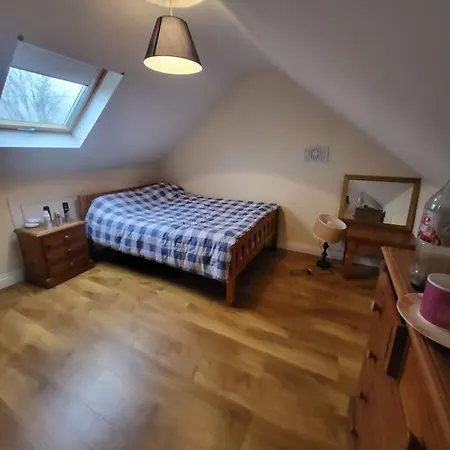 بيت للعطل Ideally Located Country Limerick Junction